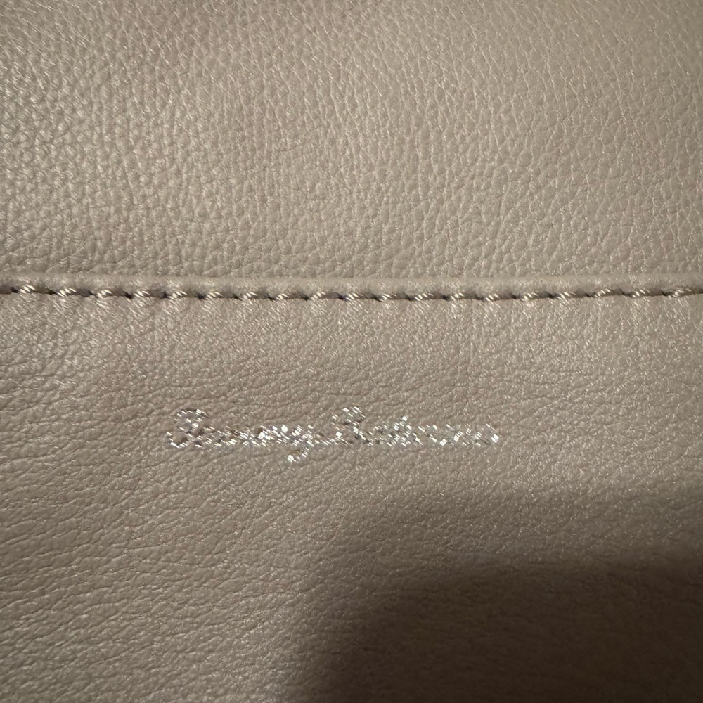 Gray Tommy Bahama purse NEW - Picture 3 of 7